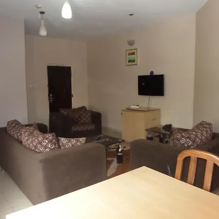 Хотел Golden Astoria 2*